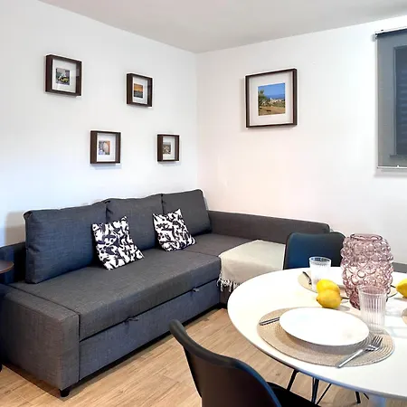 Santa Lucia App Apartman Oprtalj