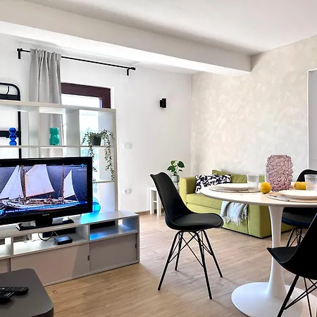 Santa Lucia App Apartment